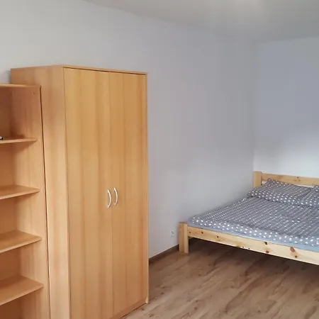 Auberge de jeunesse 3 Pokojowe Mieszkanie Promocja