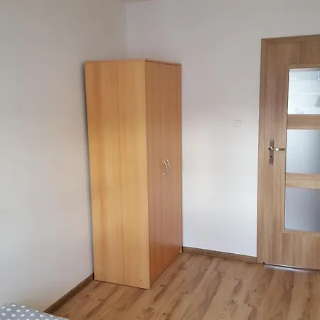 Auberge de jeunesse 3 Pokojowe Mieszkanie Promocja *